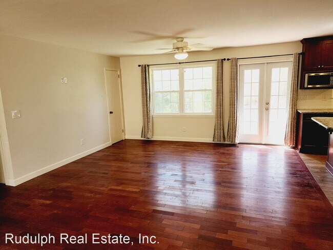 Foto del edificio - 3 br, 2 bath House - 109 Silverleaf Dr.
