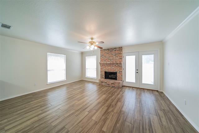 Building Photo - 2758 Red Oak Dr
