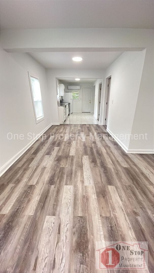 Building Photo - Beautiful 2 Bedroom 1 Bathroom in Independ...