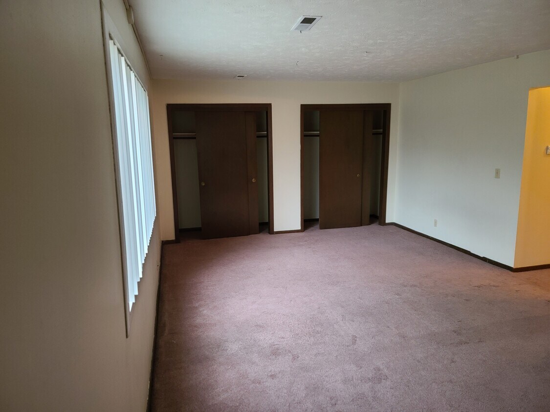 8452 Monroe St Unit 3, Ralston, NE 68127 Apartments in Ralston, NE