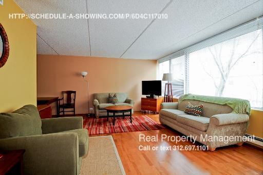 Building Photo - 2022 Saint Johns Ave