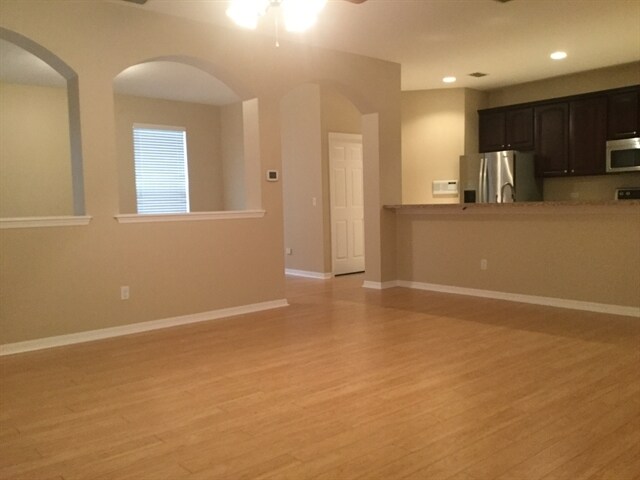 Foto del edificio - 4027 Knott Drive
