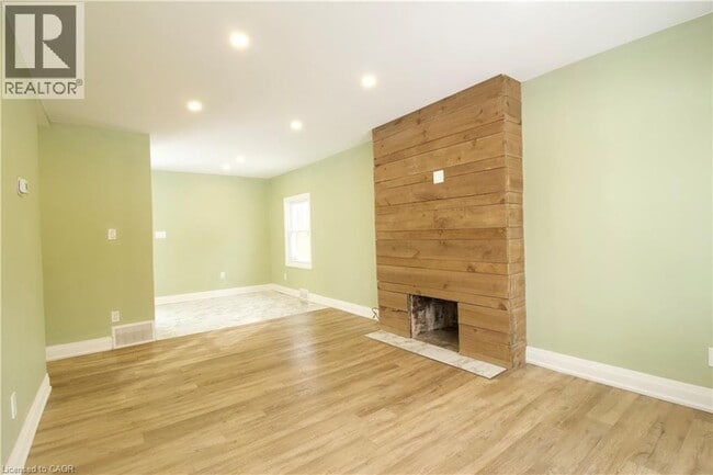 Building Photo - 1243 Langmuir Ave