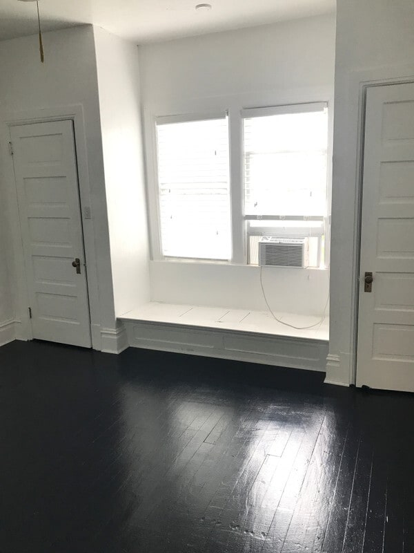 Building Photo - 115 E 200 N