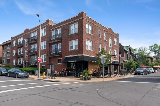 Foto del edificio - 6340 Northwood Ave