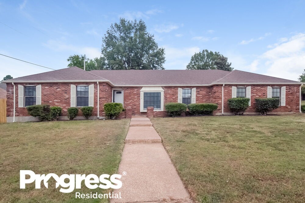 4558 Pinegate Dr, Memphis, TN 38125 House for Rent in Memphis, TN