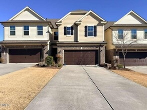 Building Photo - 305 Alamosa Pl