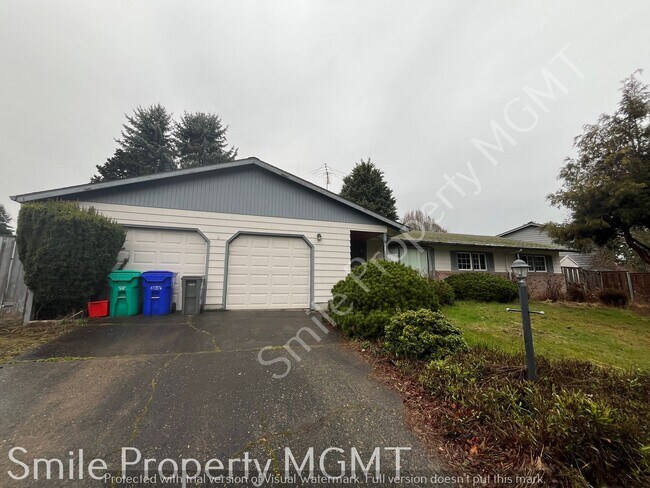 Building Photo - single house