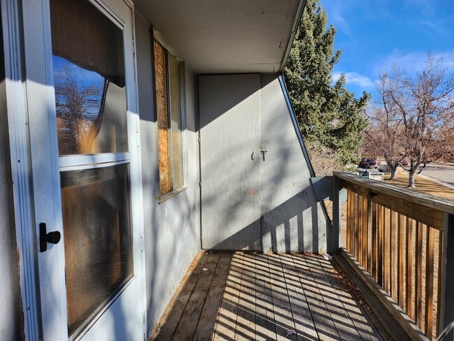 Foto del edificio - 2739 Leisure Dr