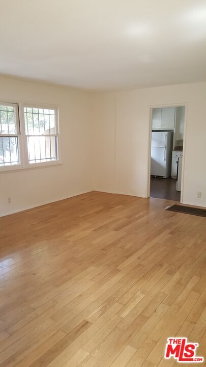 Foto del edificio - 939 N Stanley Ave