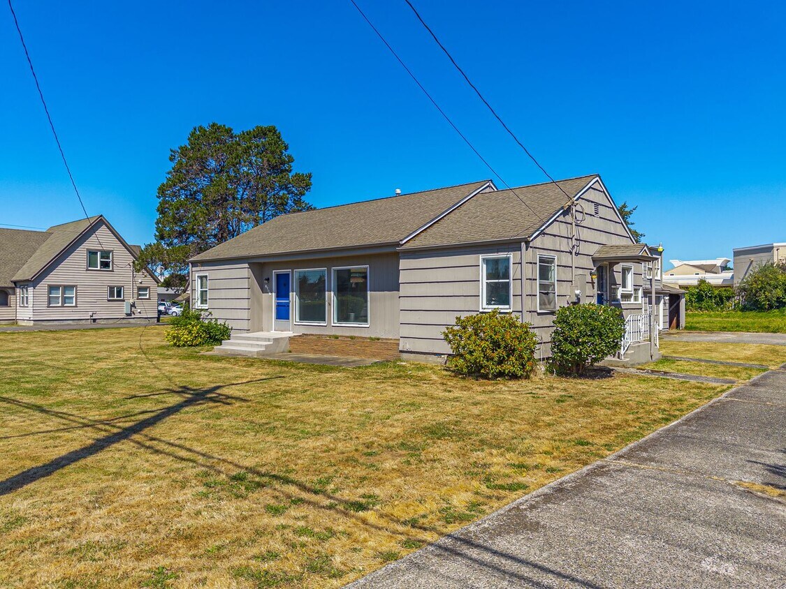 Foto principal - Updated Fife Rental with Modern Kitchen an...