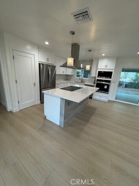 Foto del edificio - 10839 Fellows Ave