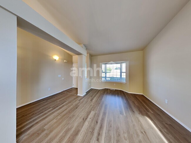 Foto del edificio - 19610 15th Avenue Ct E