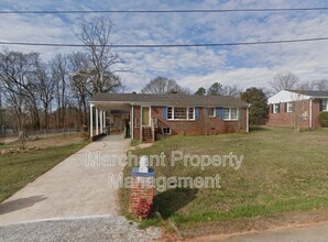 Building Photo - 26 Maudie St