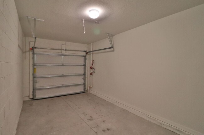 Photo - 3/2.5/1 Town Home with community pool!