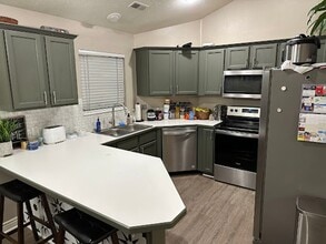 Building Photo - 1325 1200 W