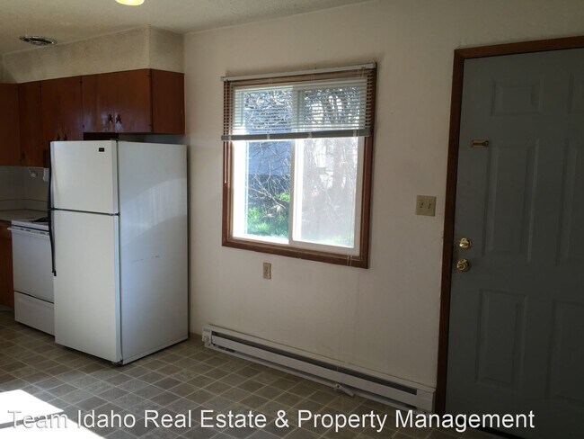 Foto del edificio - 611-611 East E Street