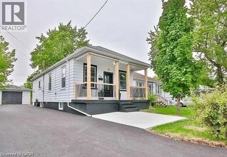 Building Photo - 549 Waterloo St