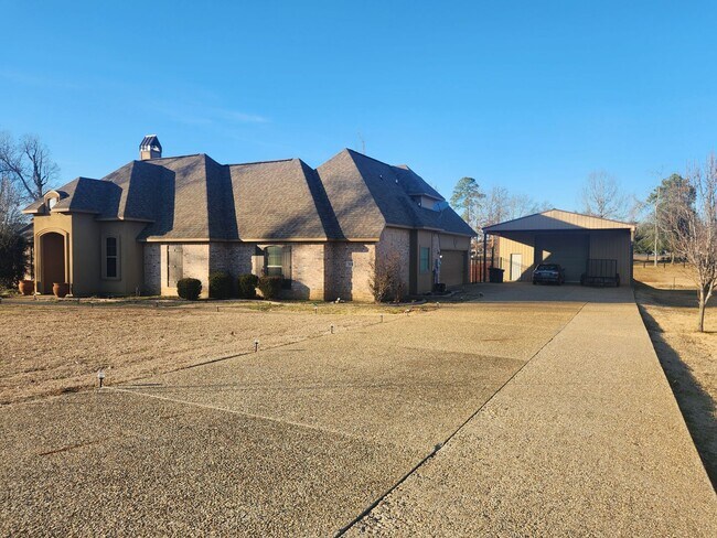 Building Photo - Gated Community Close to Barksdale Air For...