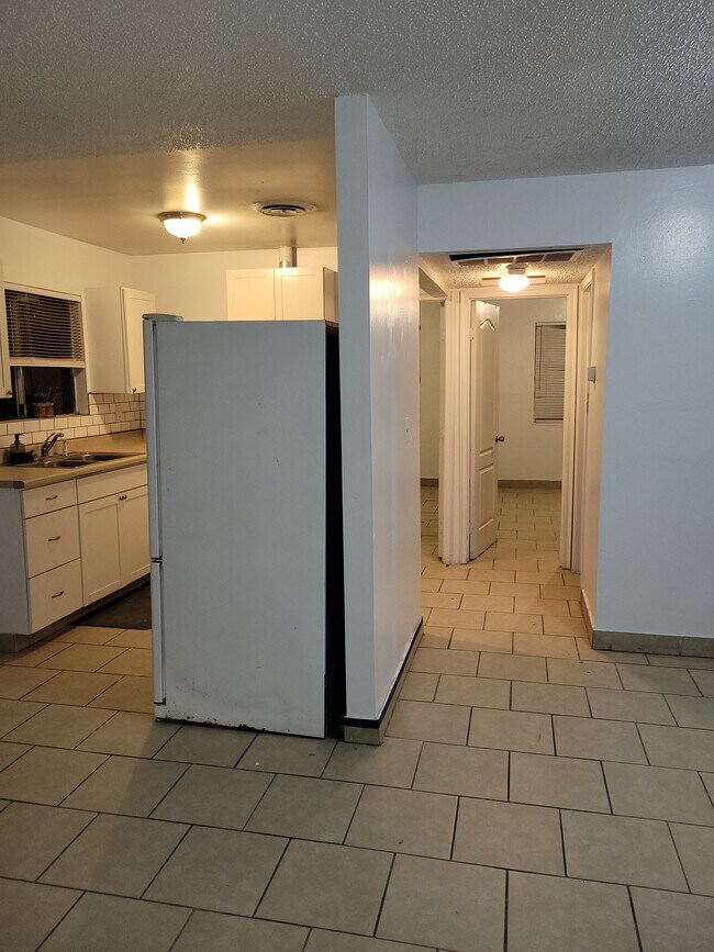 Foto del edificio - 731 Oswell St