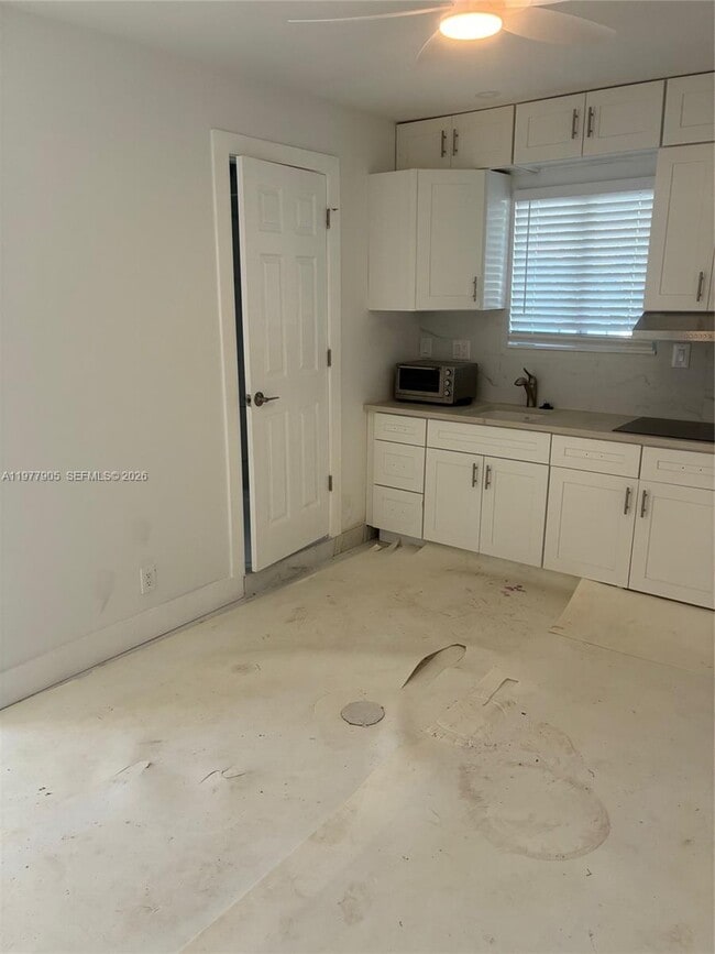 Foto del edificio - 1530 NE 33rd St