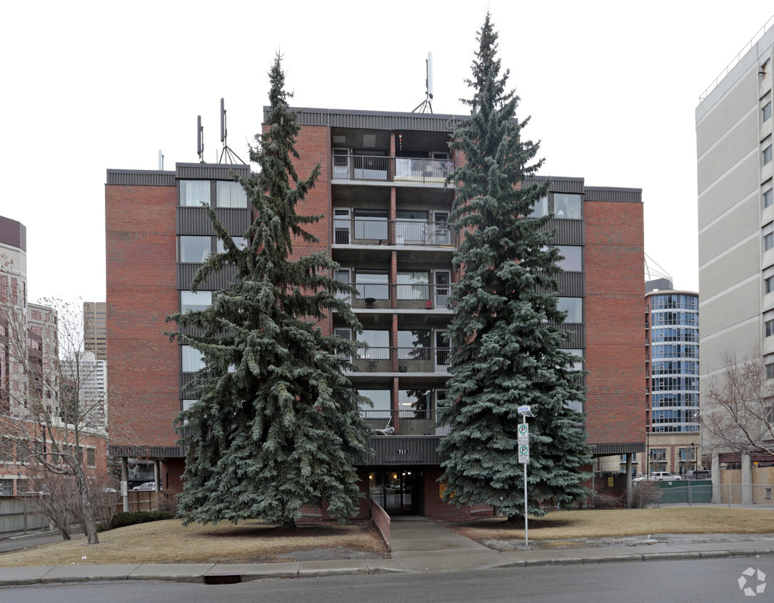 Building Photo - Bow Claire Apartments