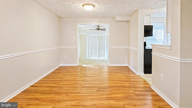 Foto del edificio - 7416 Kilcreggan Terrace