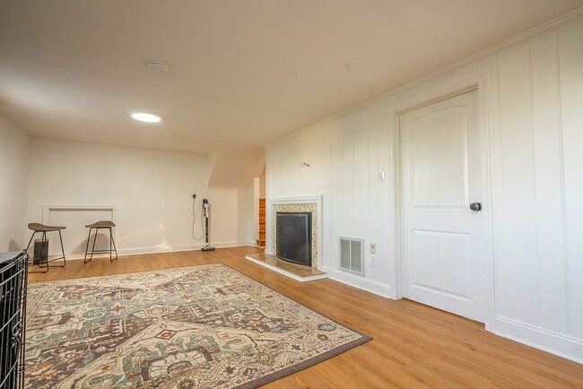 Building Photo - 3646 Macalpine Rd