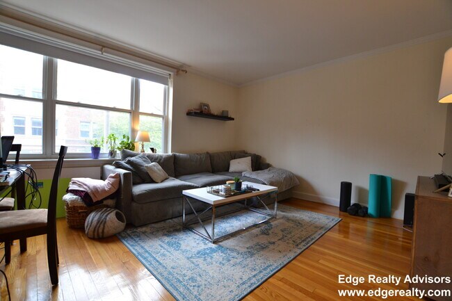 Foto del edificio - 80 Strathmore Rd