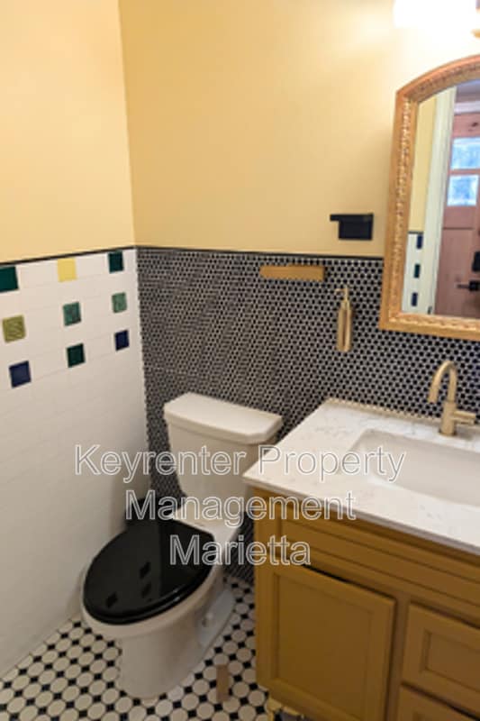 Building Photo - 2654 Stoney Creek Rd SE