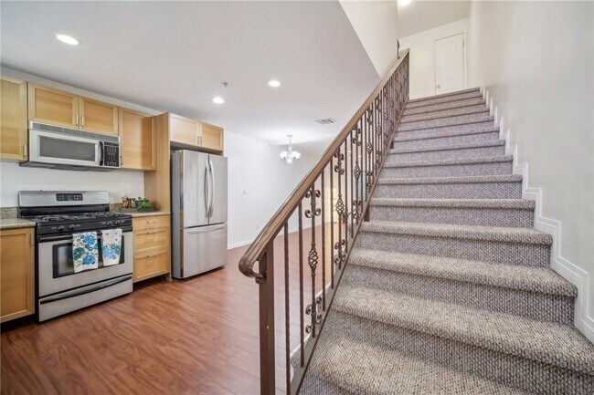 Foto del edificio - 14618 Gilmore St