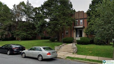 Building Photo - 704 6th Ave