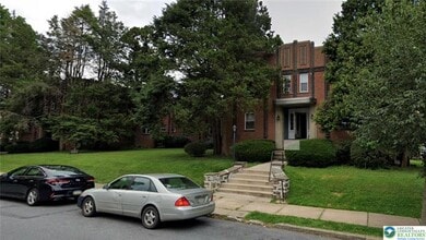 Building Photo - 704 6th Ave