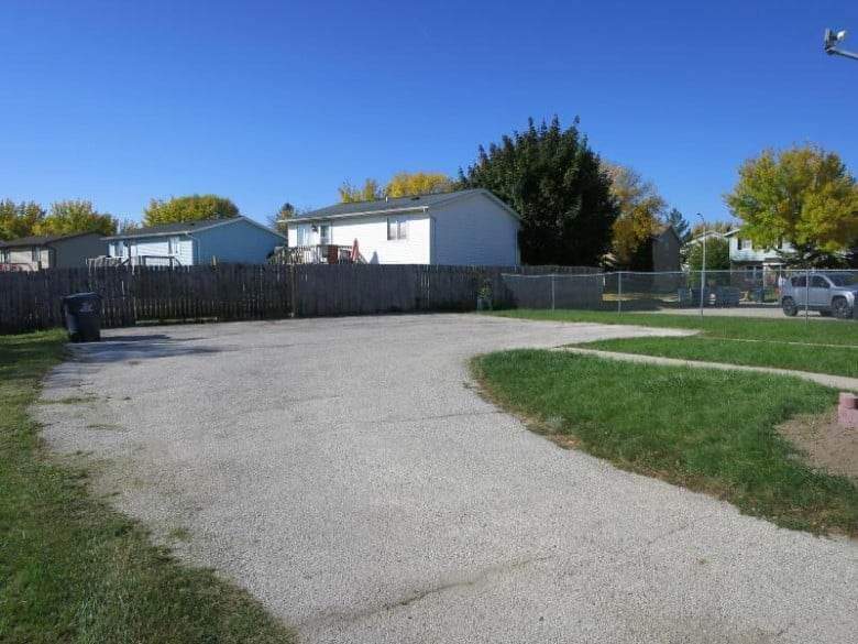 Building Photo - 10425 W Jonen St