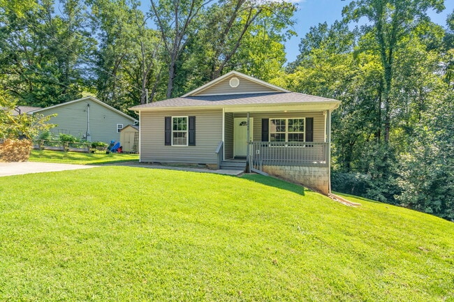Building Photo - 2248 Quail Hollow Rd