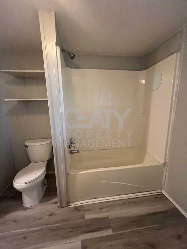Foto del edificio - 2 Bedroom, 1 Bathroom Now Available!