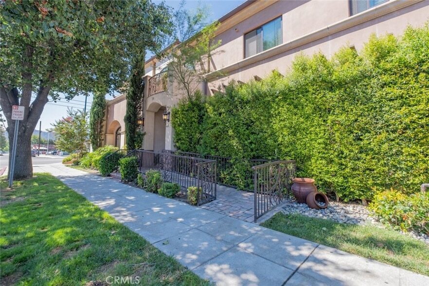 Foto principal - 201 N Reese Pl