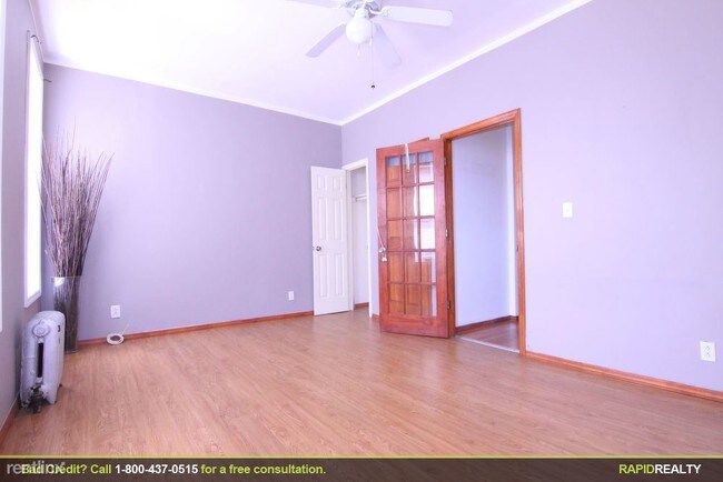 Building Photo - 501 Van Buren St
