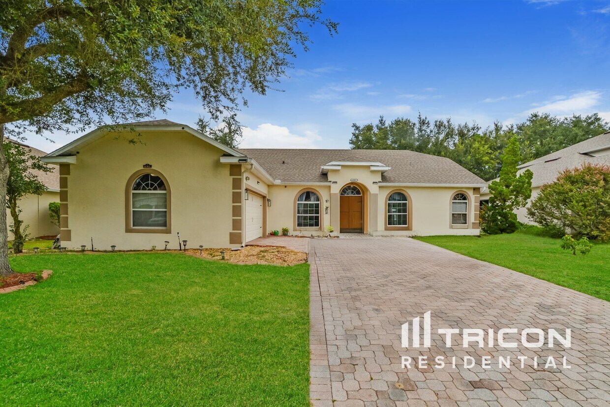 Foto principal - 4907 Cape Hatteras Dr