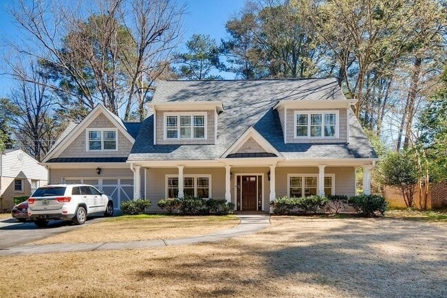 Foto del edificio - 2105 Brookview Dr NW