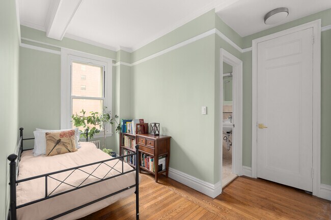 Foto del edificio - 137 E 28th St