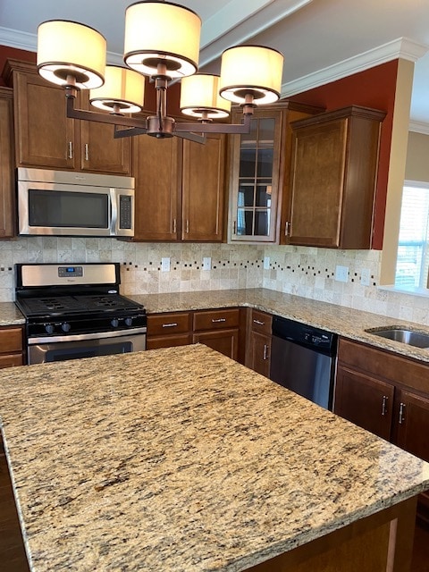 Kitchen - 8009 Ponderosa Pine Ln