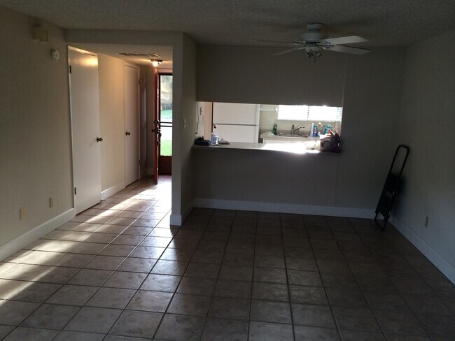 Foto del edificio - Town Home in South Davis!