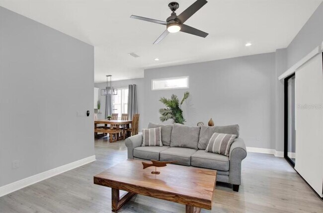 Foto del edificio - 405 S Westland Ave