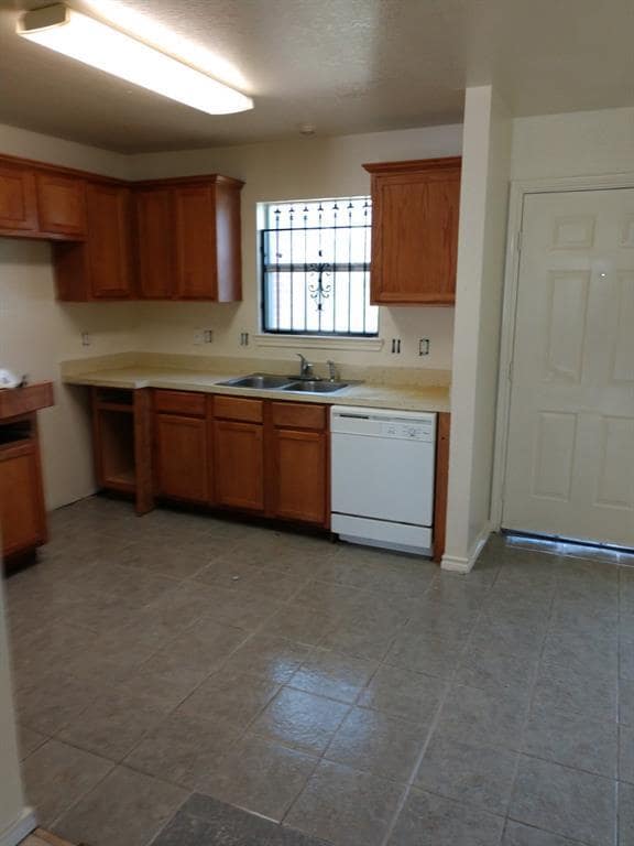 2653 Custer Dr, Dallas, TX 75216 House Rental in Dallas, TX