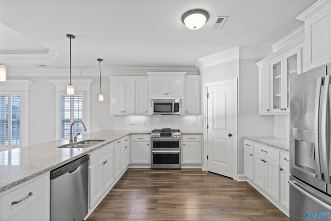 Foto del edificio - 8003 Misty Valley Way