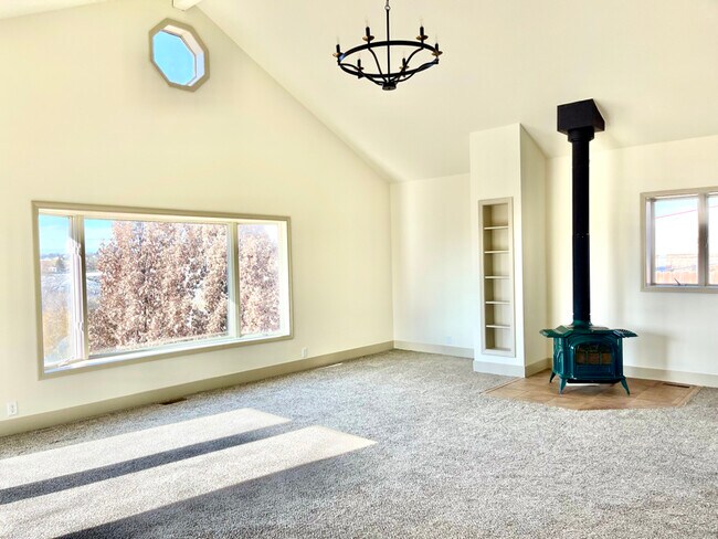 Foto del edificio - 592 Locust St S