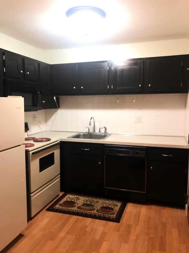 Foto principal - 2094 Phillips Rd