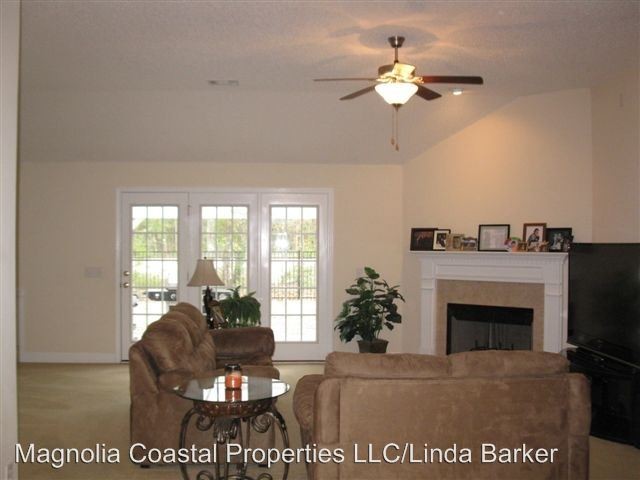Building Photo - 4 br, 2 bath House - 609 Marshview Drive