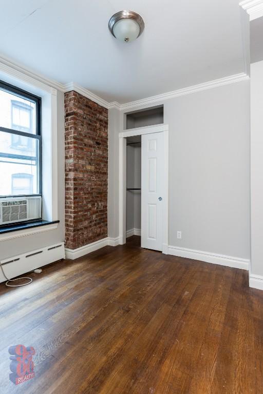 Foto del edificio - 336 E 18th St